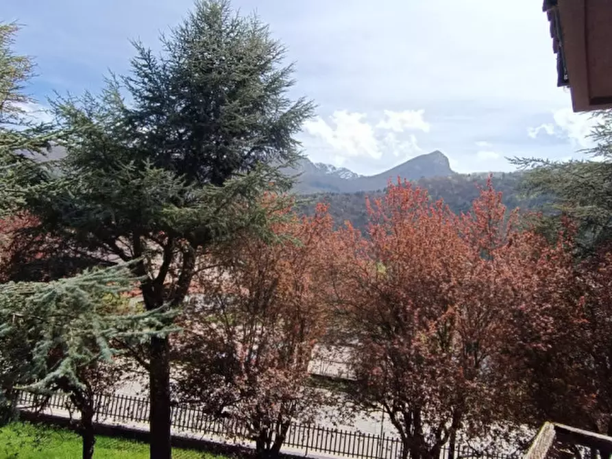 Immagine 3 di Appartamento in vendita  in Via Roma, 40 - Località San Michele a Villetta Barrea