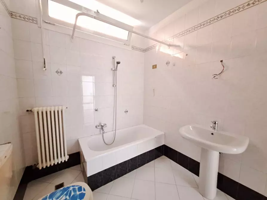 Immagine 13 di Appartamento in vendita  in VIA S. AGOSTINO a Rovigo