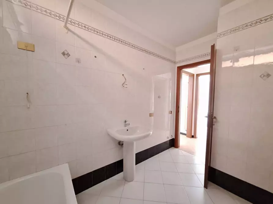 Immagine 14 di Appartamento in vendita  in VIA S. AGOSTINO a Rovigo