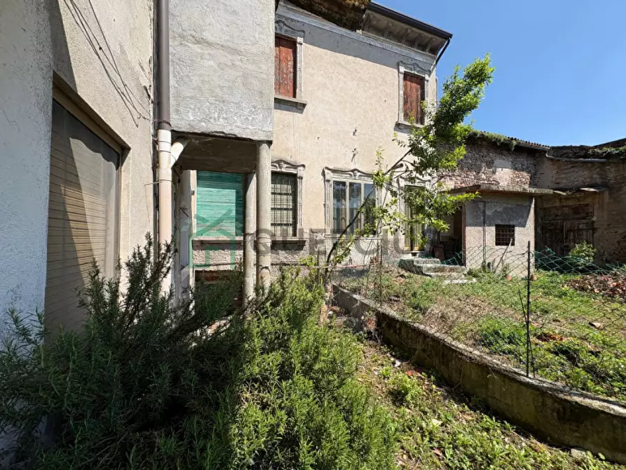 Immagine 7 di Villetta a schiera in vendita  in Via Galileo Galilei a Zevio