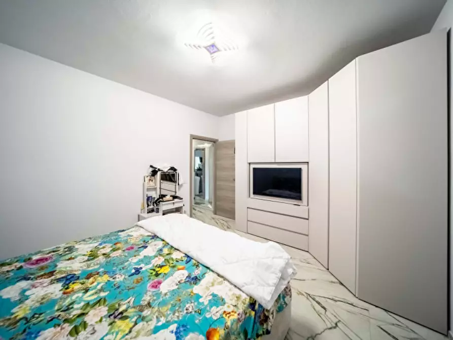 Immagine 18 di Villa in vendita  in Vigatto a Parma