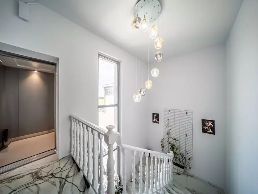 Immagine 26 di Villa in vendita  in Vigatto a Parma