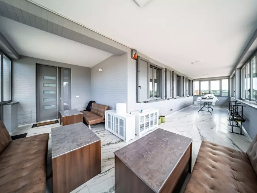 Immagine 29 di Villa in vendita  in Vigatto a Parma