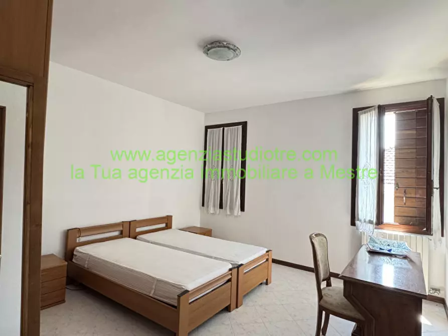 Immagine 3 di Casa bifamiliare in vendita  in via torre belfredo 148 a Venezia