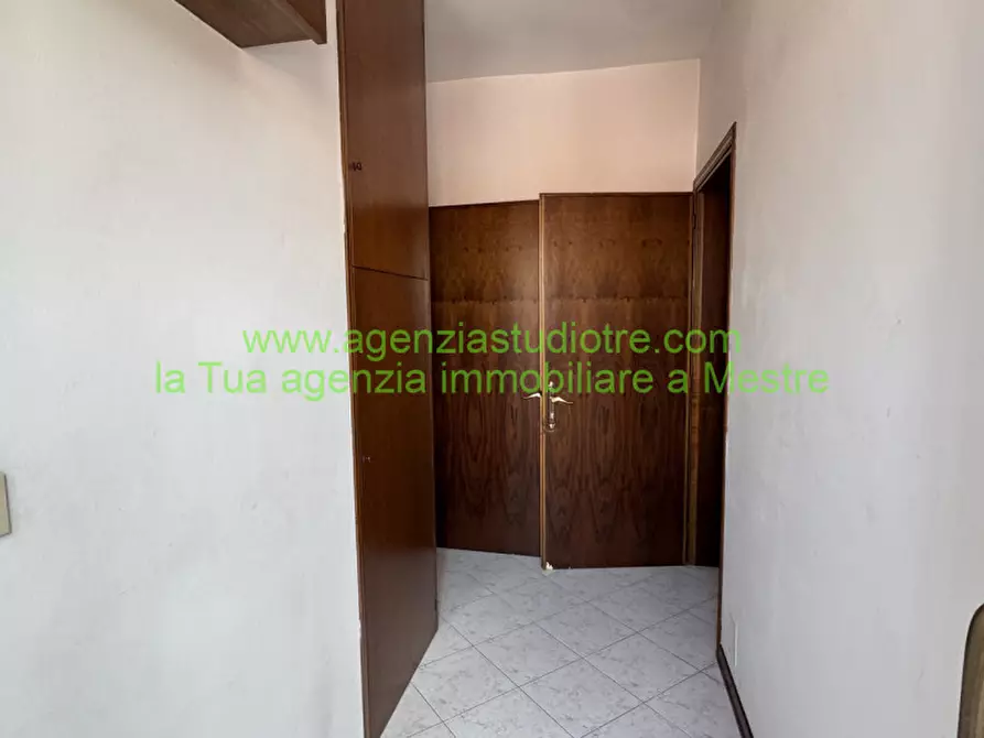 Immagine 10 di Casa bifamiliare in vendita  in via torre belfredo 148 a Venezia