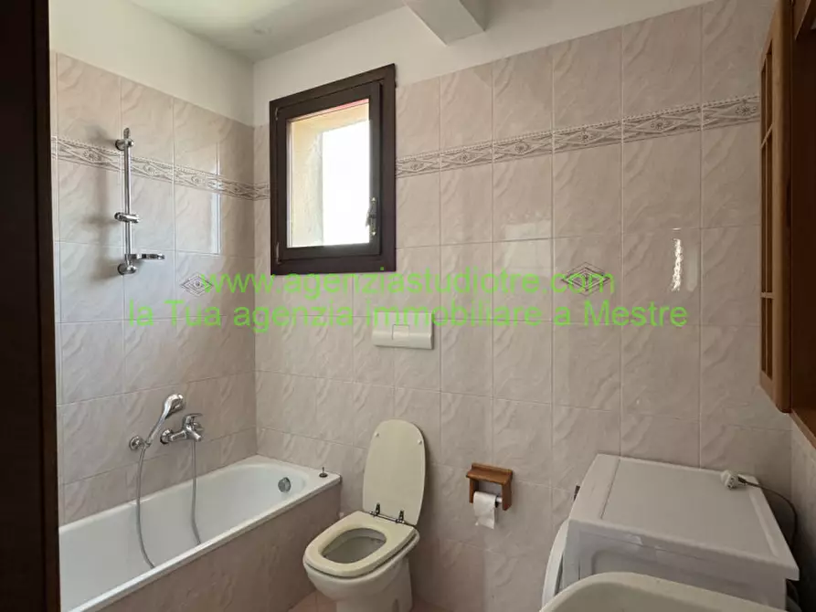 Immagine 14 di Casa bifamiliare in vendita  in via torre belfredo 148 a Venezia