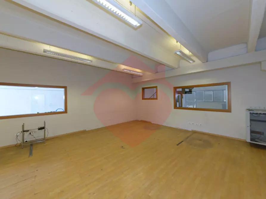 Immagine 2 di Capannone industriale in vendita  in Via Europa 360 a Cassano D'adda