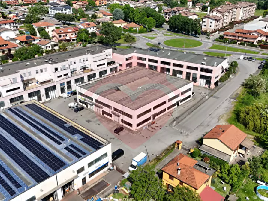 Immagine 34 di Capannone industriale in vendita  in Via Europa 360 a Cassano D'adda