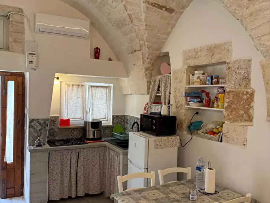 Immagine 1 di Casa indipendente in vendita  in Via I Largo Cappuccini a Ceglie Messapico