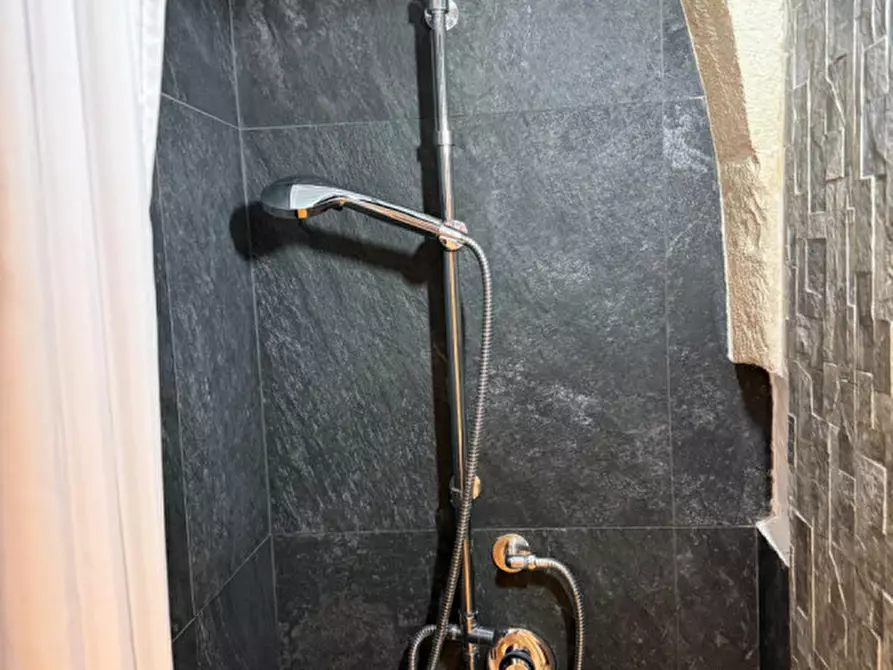 Immagine 10 di Casa indipendente in vendita  in Via I Largo Cappuccini a Ceglie Messapico