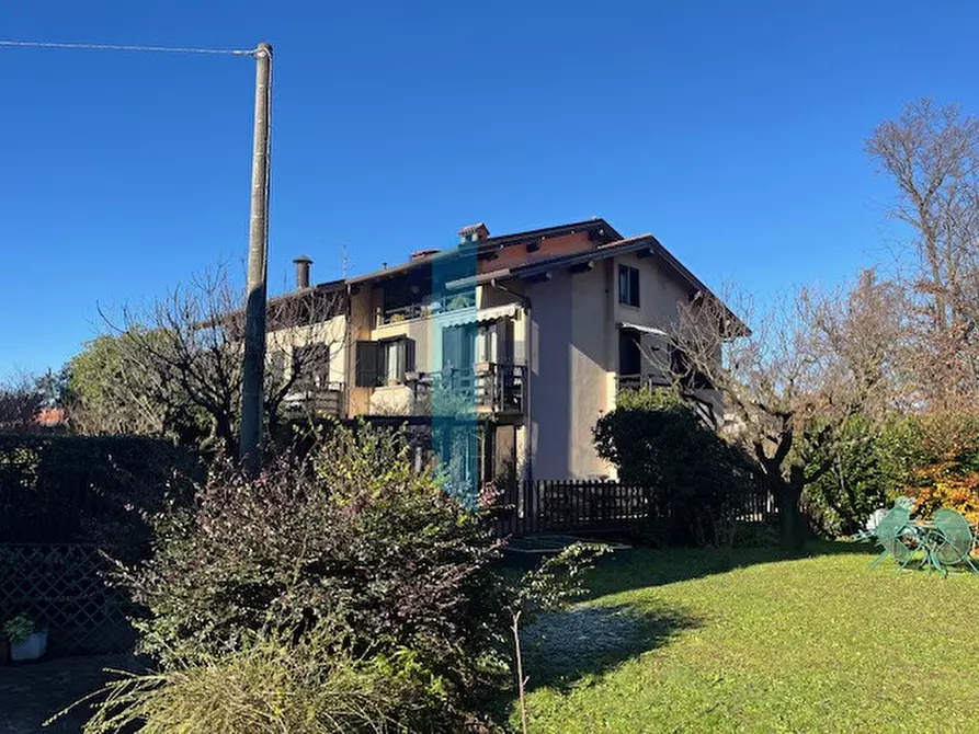 Immagine 1 di Appartamento in vendita  in Via delle Carpiane a Mozzo