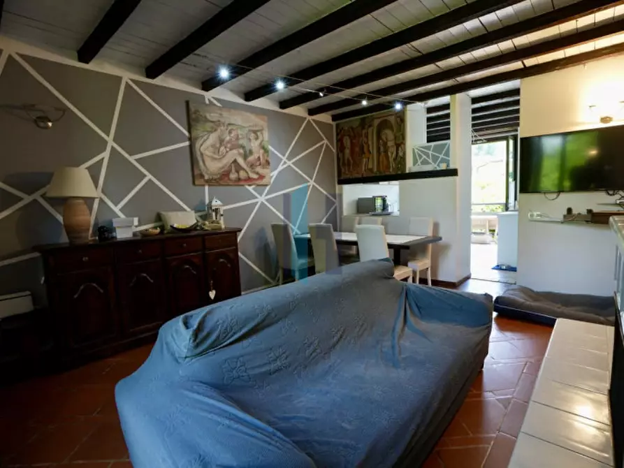 Immagine 10 di Appartamento in vendita  in Via delle Carpiane a Mozzo