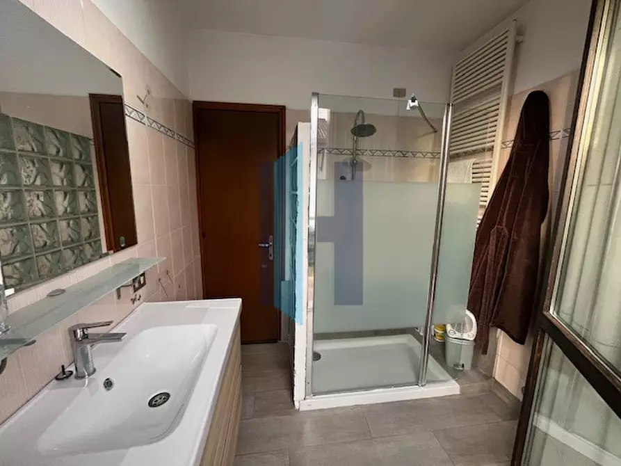 Immagine 22 di Appartamento in vendita  in Via delle Carpiane a Mozzo