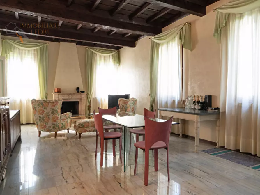 Immagine 3 di Villa in vendita  in Via Verga a San Giorgio Di Mantova