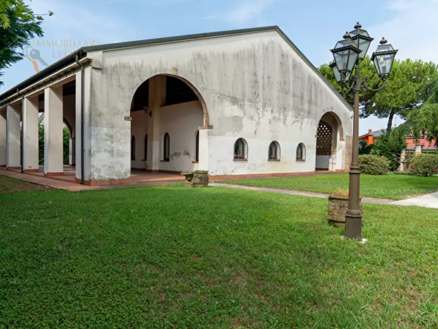 Immagine 30 di Villa in vendita  in Via Verga a San Giorgio Di Mantova