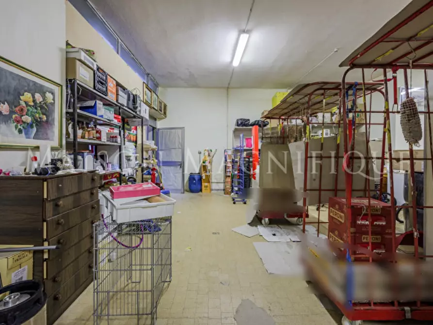 Immagine 4 di Negozio in vendita  in Viale Mar Adriatico 27 a Comacchio