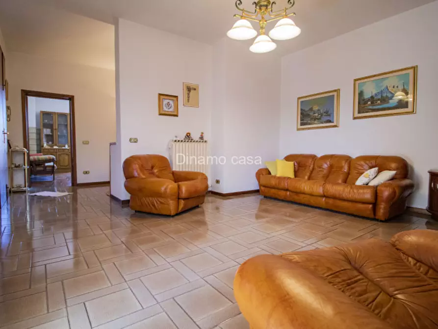 Immagine 4 di Casa bifamiliare in vendita  in montale a Montale