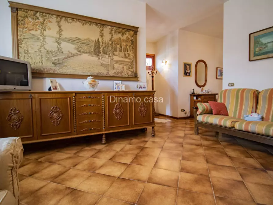 Immagine 13 di Casa bifamiliare in vendita  in montale a Montale