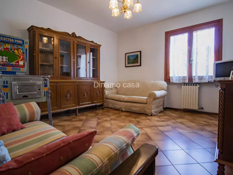 Immagine 14 di Casa bifamiliare in vendita  in montale a Montale