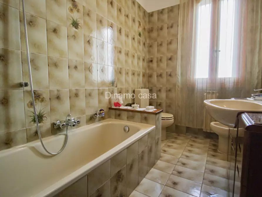 Immagine 21 di Casa bifamiliare in vendita  in montale a Montale