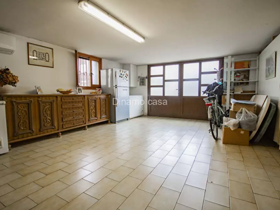 Immagine 24 di Casa bifamiliare in vendita  in montale a Montale