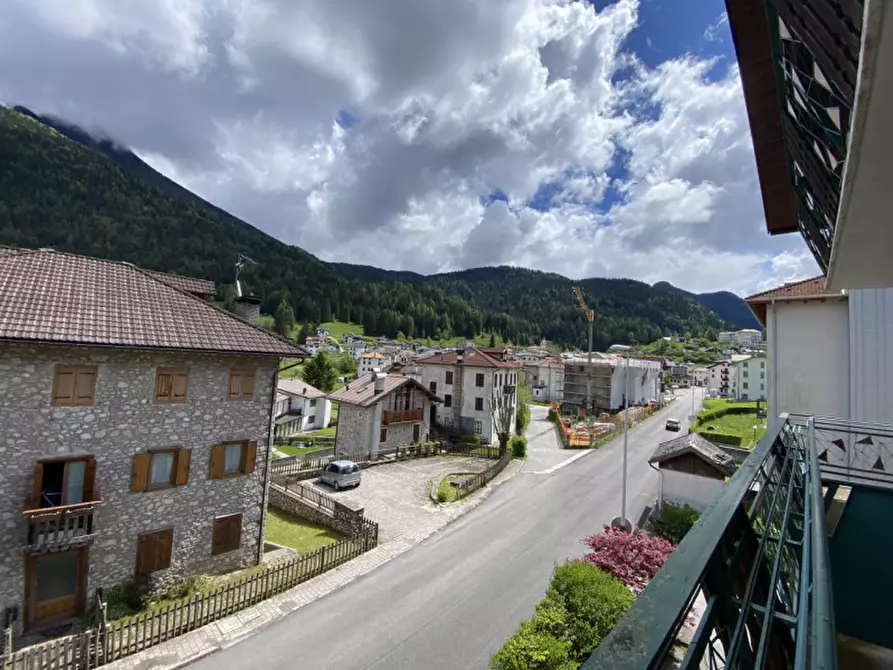 Immagine 6 di Appartamento in vendita  in Via Giovanni Da Rin Fioretto,20 a Vigo Di Cadore