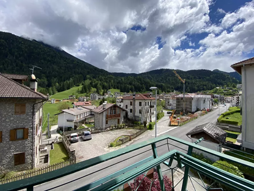 Immagine 8 di Appartamento in vendita  in Via Giovanni Da Rin Fioretto,20 a Vigo Di Cadore