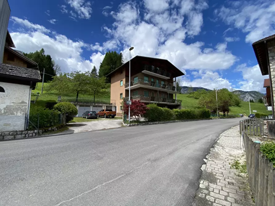 Immagine 26 di Appartamento in vendita  in Via Giovanni Da Rin Fioretto,20 a Vigo Di Cadore