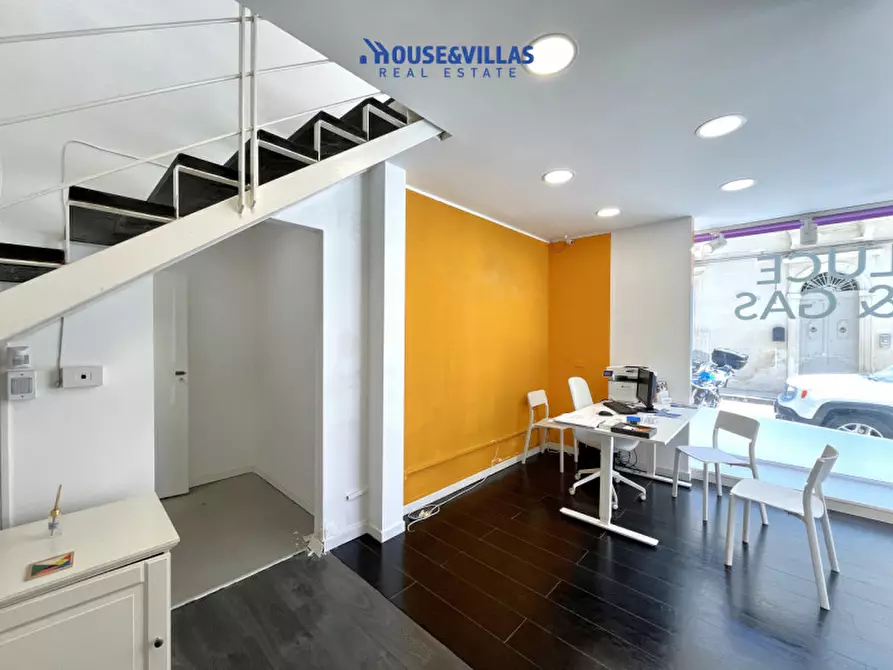 Immagine 3 di Negozio in affitto  in Via Roma a Avola