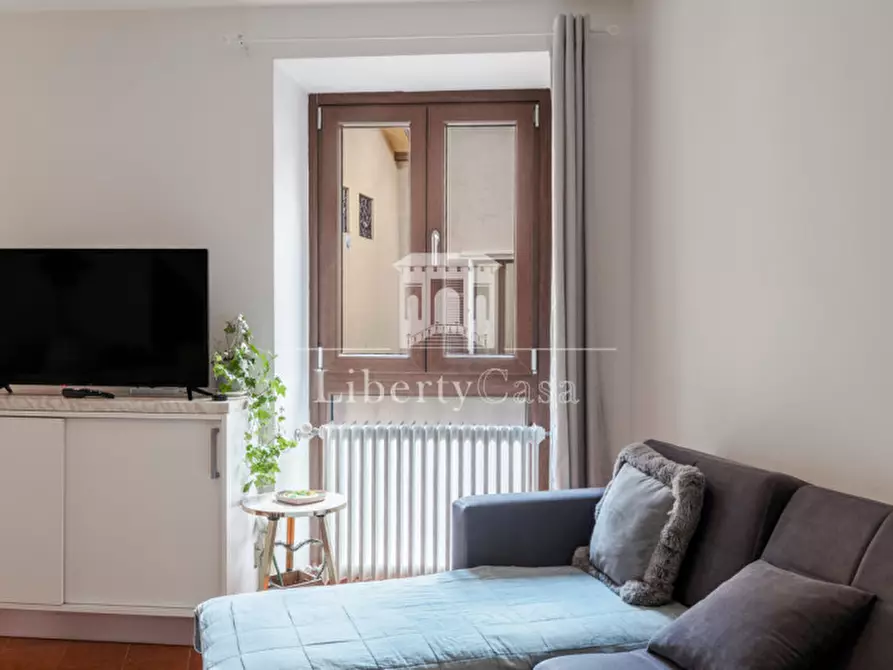 Immagine 2 di Appartamento in vendita  in Via teatro Vecchio a Salò