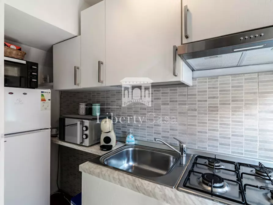 Immagine 11 di Appartamento in vendita  in Via teatro Vecchio a Salò