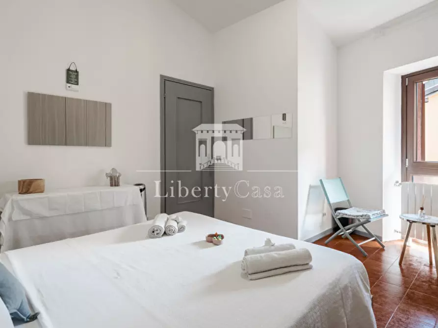 Immagine 16 di Appartamento in vendita  in Via teatro Vecchio a Salò