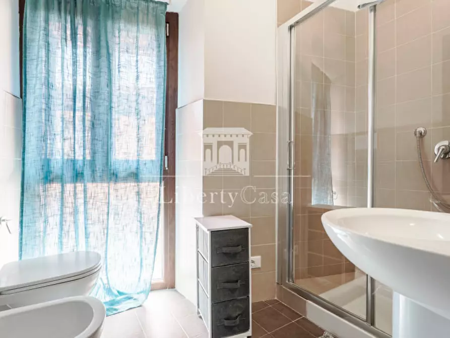 Immagine 18 di Appartamento in vendita  in Via teatro Vecchio a Salò