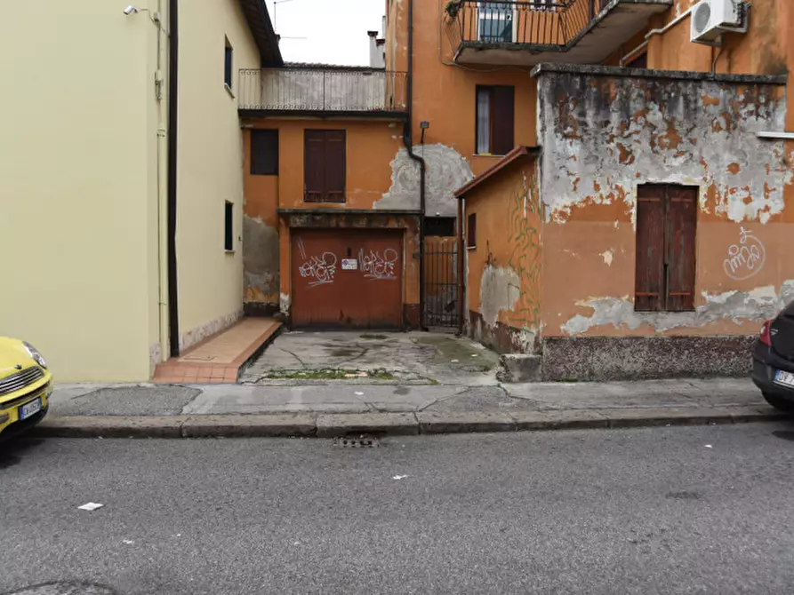 Immagine 3 di Negozio in vendita  in Via Alberto Mario, 20 a Vicenza