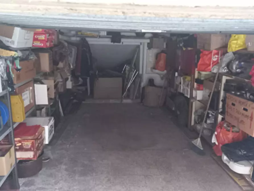 Immagine 2 di Garage in vendita  in via dei muretti a Rapallo