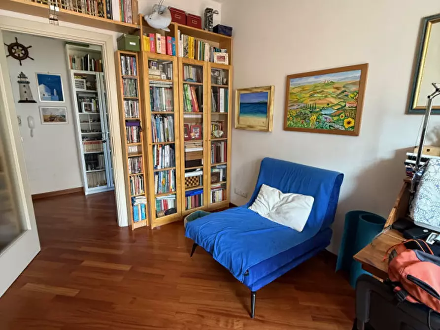 Immagine 10 di Appartamento in vendita  in Via Bari a Senigallia