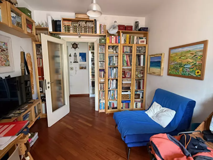 Immagine 11 di Appartamento in vendita  in Via Bari a Senigallia