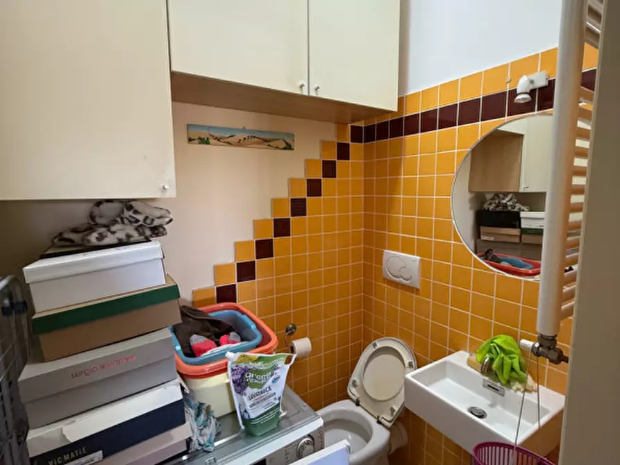 Immagine 12 di Appartamento in vendita  in Via Bari a Senigallia