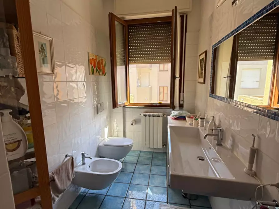 Immagine 13 di Appartamento in vendita  in Via Bari a Senigallia