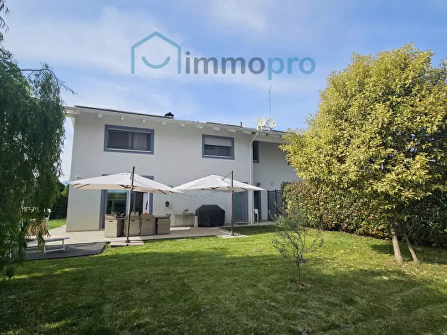 Immagine 4 di Villa in vendita  a Rivarolo Canavese