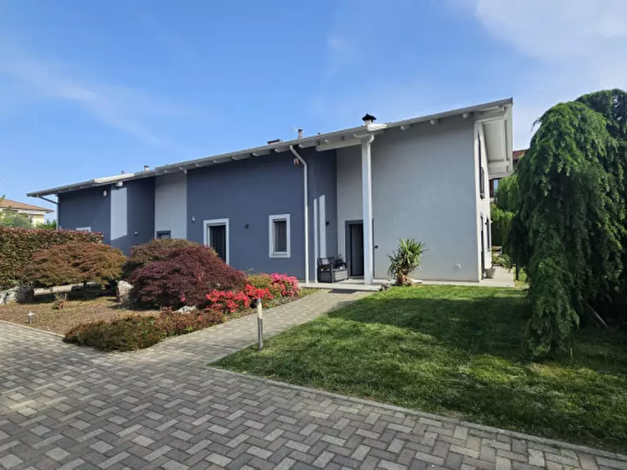 Immagine 5 di Villa in vendita  a Rivarolo Canavese