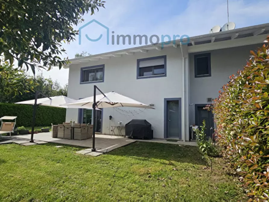 Immagine 5 di Villa in vendita  a Rivarolo Canavese