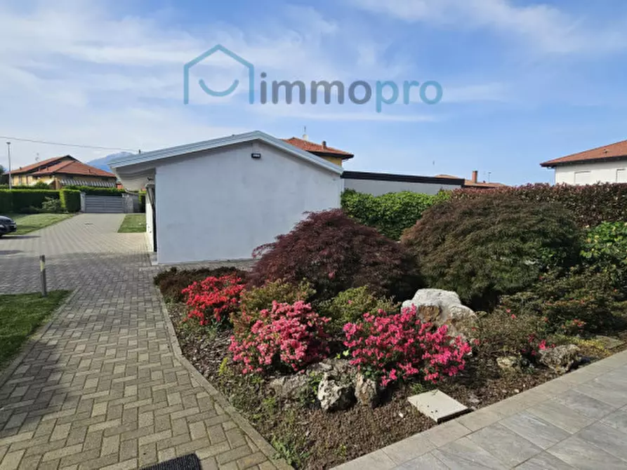 Immagine 16 di Villa in vendita  a Rivarolo Canavese