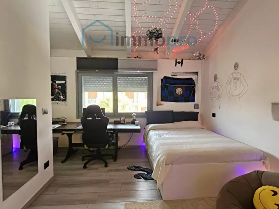 Immagine 37 di Villa in vendita  a Rivarolo Canavese