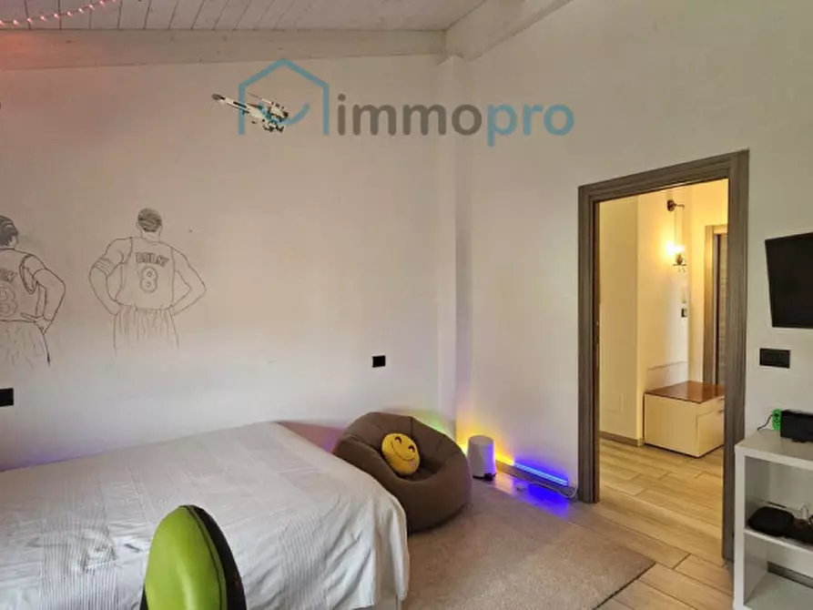 Immagine 43 di Villa in vendita  a Rivarolo Canavese