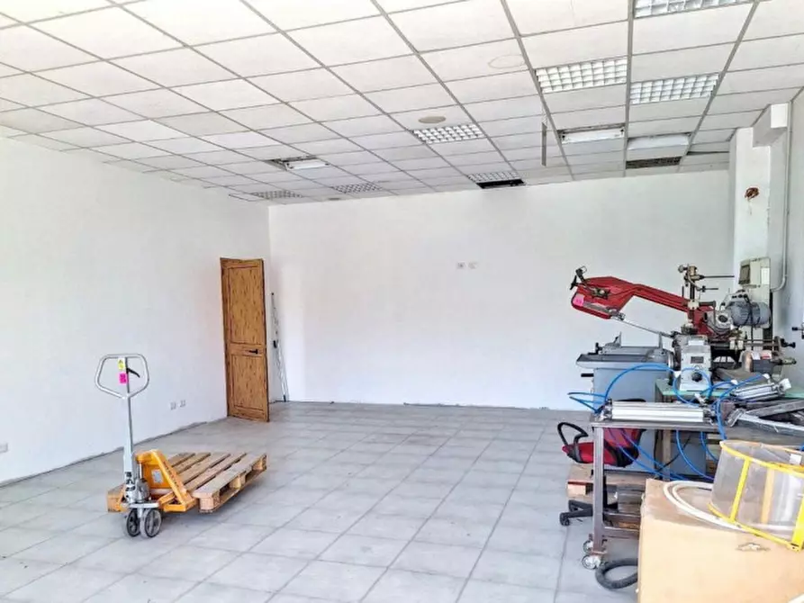 Immagine 22 di Capannone industriale in vendita  in Via Edison, Panicale PG, Italia a Panicale