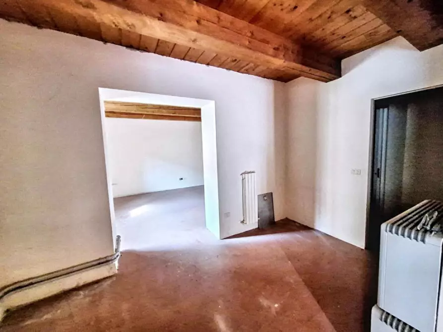 Immagine 4 di Negozio in vendita  in via XV Settembre, N. 16 a Jesi