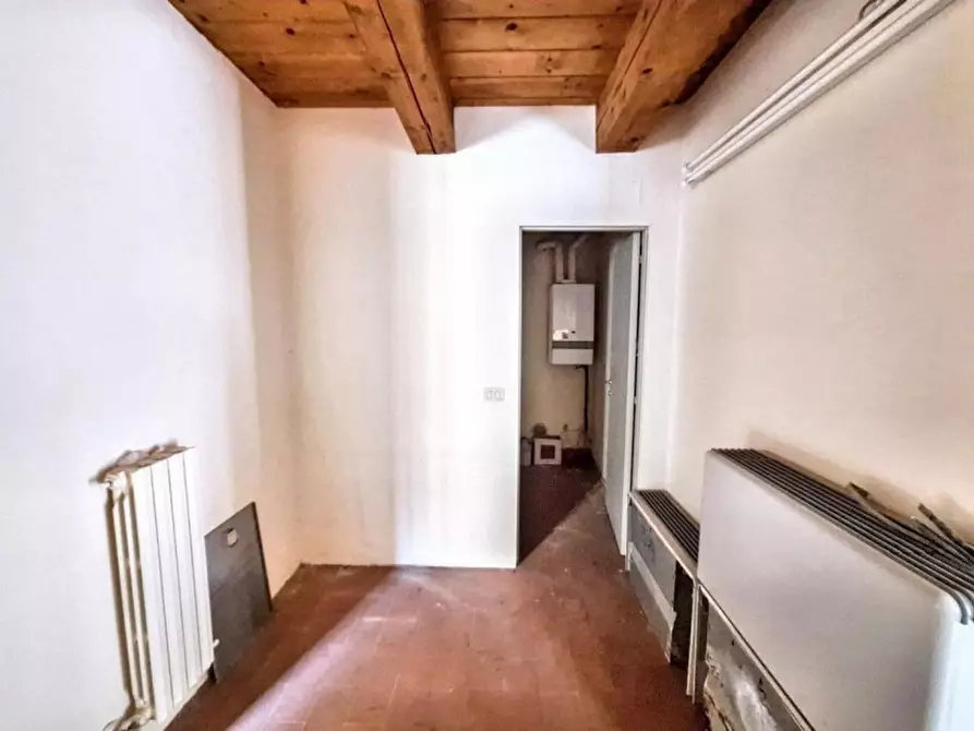 Immagine 7 di Negozio in vendita  in via XV Settembre, N. 16 a Jesi