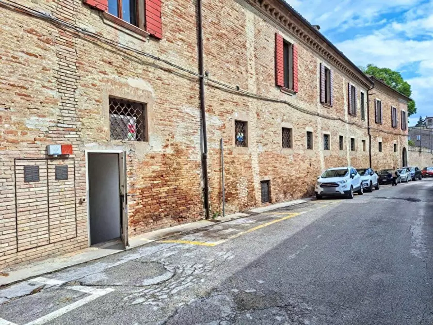 Immagine 12 di Attività commerciale in vendita  in via Mura Orientali, N. 3 a Jesi