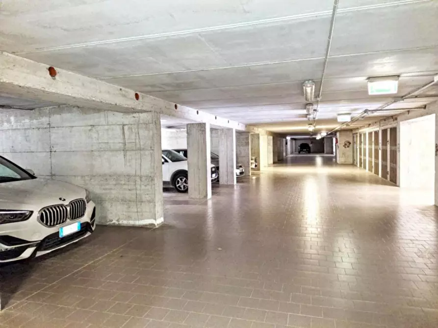 Immagine 20 di Posto auto in vendita  in via Anconetani, N. 2 a Jesi